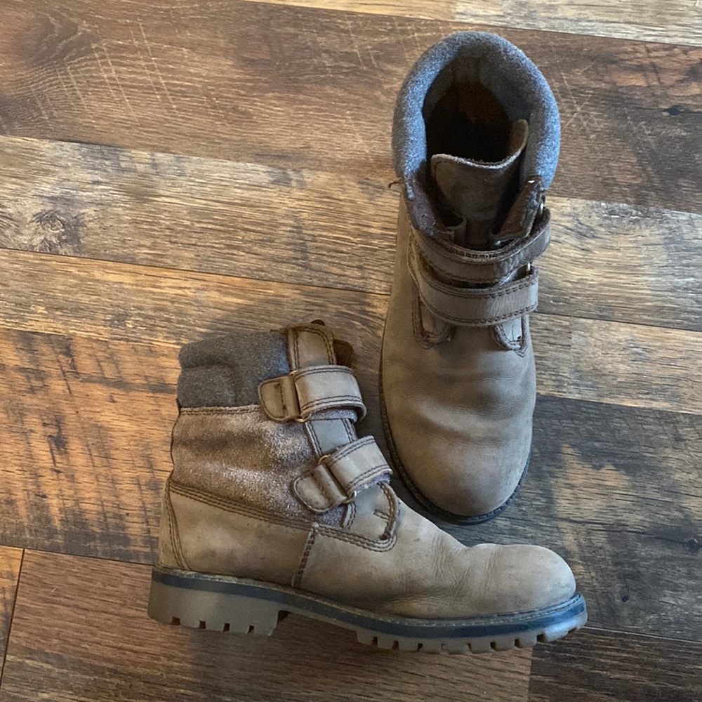Kamik snow boots